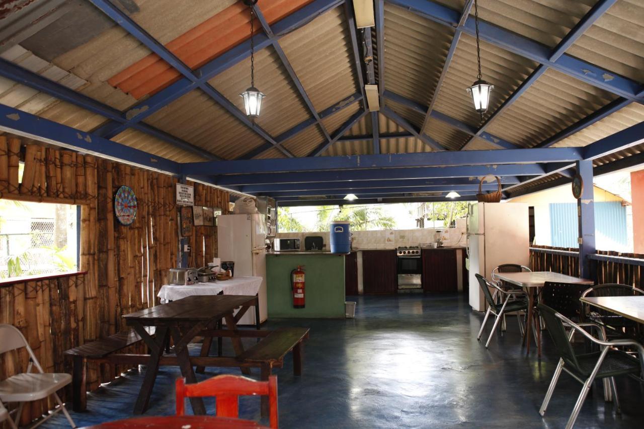Hostal Amador Familiar Панама Сити Екстериор снимка